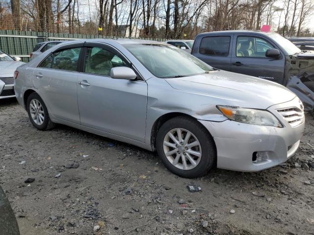 4T4BF3EKXBR094954 - 2011 TOYOTA CAMRY BASE SILVER photo 4