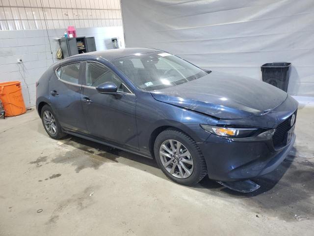 JM1BPAJL9N1519522 - 2022 MAZDA 3 BLUE photo 4