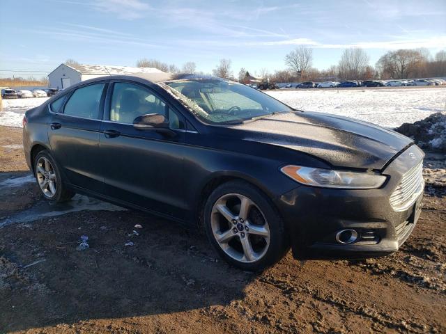 3FA6P0T9XGR398849 - 2016 FORD FUSION SE BLACK photo 4