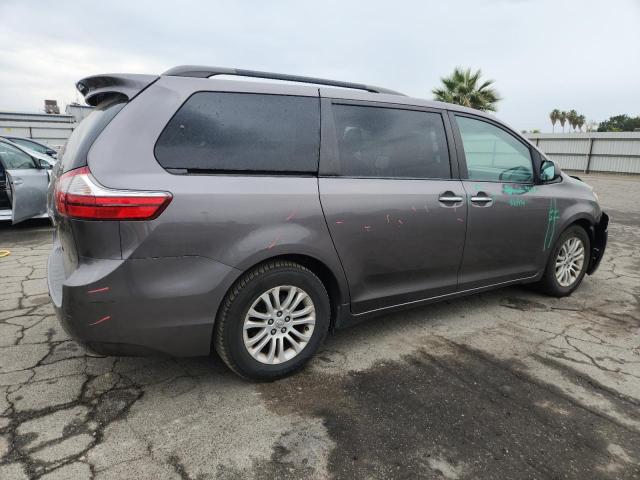 5TDYK3DC0FS593318 - 2015 TOYOTA SIENNA XLE 灰色 照片 3