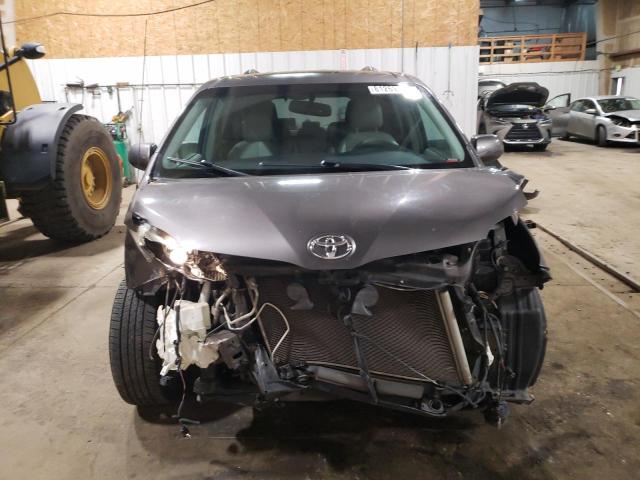 5TDYK3DC6CS255997 - 2012 TOYOTA SIENNA XLE Մոխրագույն լուսանկար 5