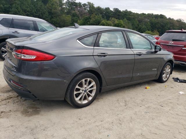 3FA6P0LU1KR154486 - 2019 FORD FUSION SE GRAY photo 3