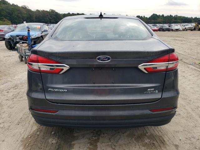 3FA6P0LU1KR154486 - 2019 FORD FUSION SE GRAY photo 6