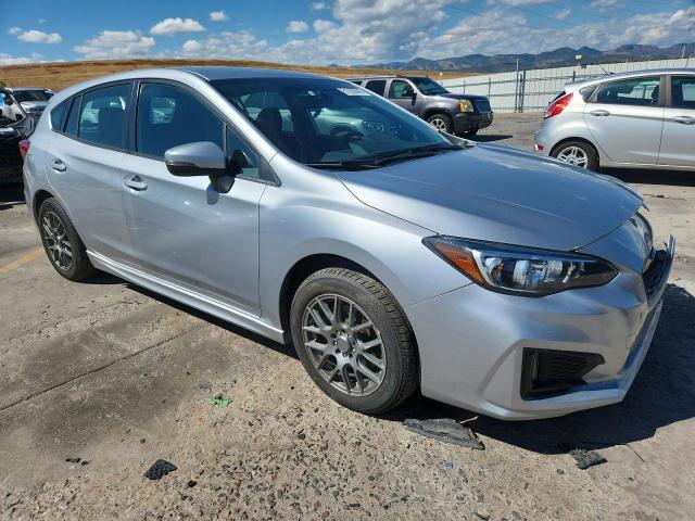 4S3GTAK66H3716926 - 2017 SUBARU IMPREZA SPORT 银色 照片 4