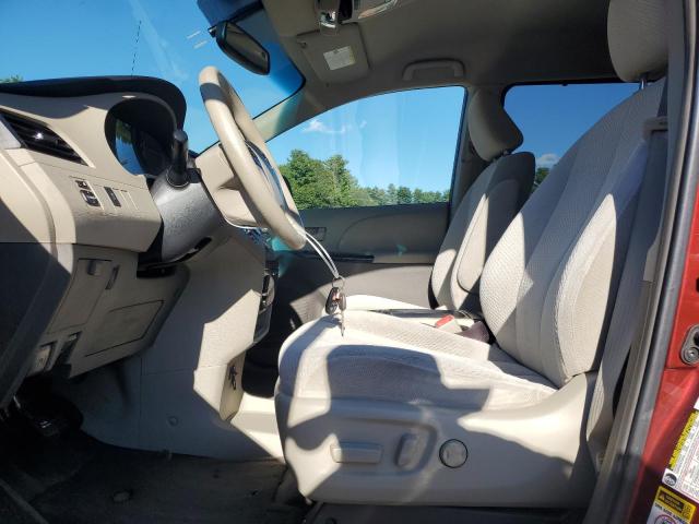 5TDJK3DC6BS018796 - 2011 TOYOTA SIENNA LE 红色 照片 7