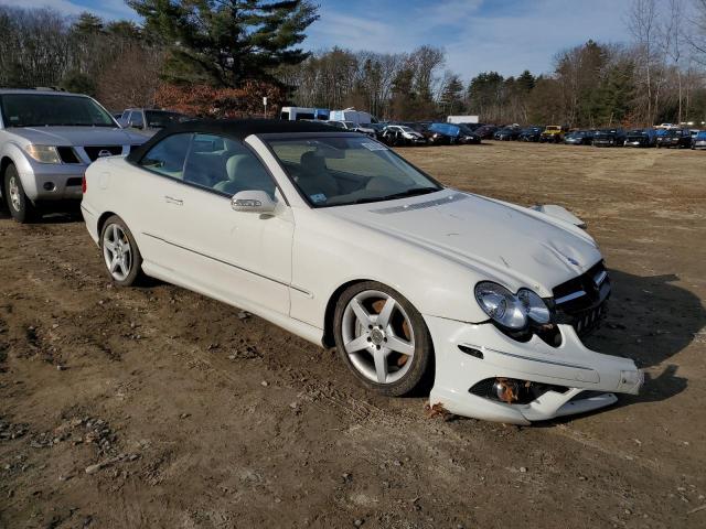 WDBTK72F47F222855 - 2007 MERCEDES-BENZ CLK 550 WHITE photo 4