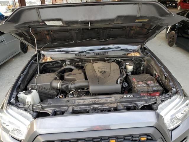 3TMAZ5CN5GM014742 - 2016 TOYOTA TACOMA DOUBLE CAB GRAY photo 11