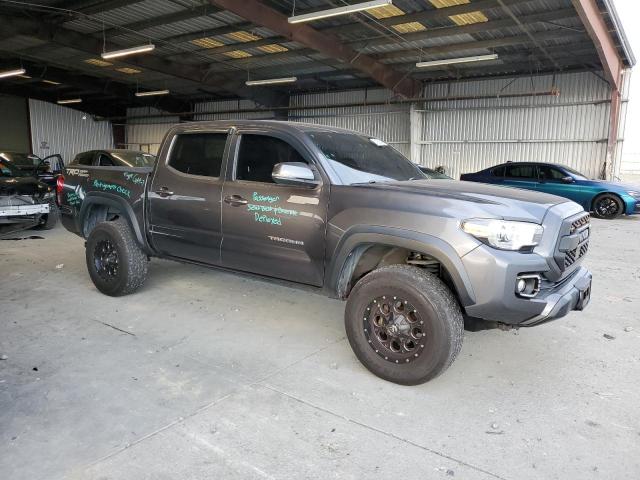 3TMAZ5CN5GM014742 - 2016 TOYOTA TACOMA DOUBLE CAB GRAY photo 4