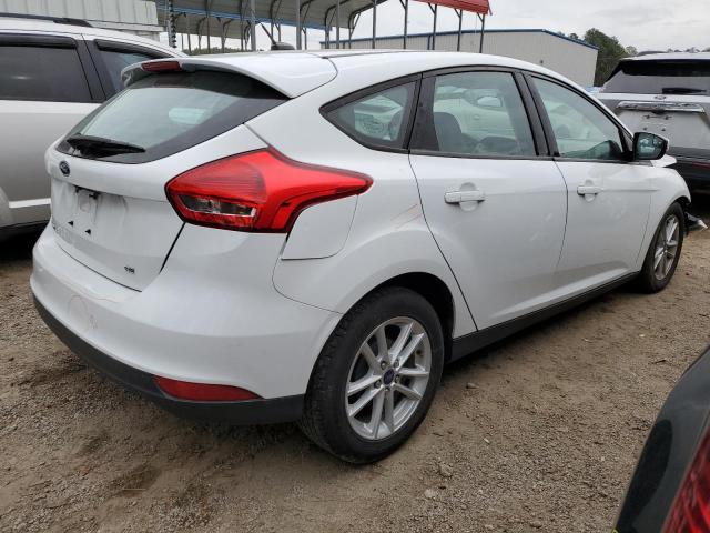 1FADP3K26HL259542 - 2017 FORD FOCUS SE WHITE photo 3