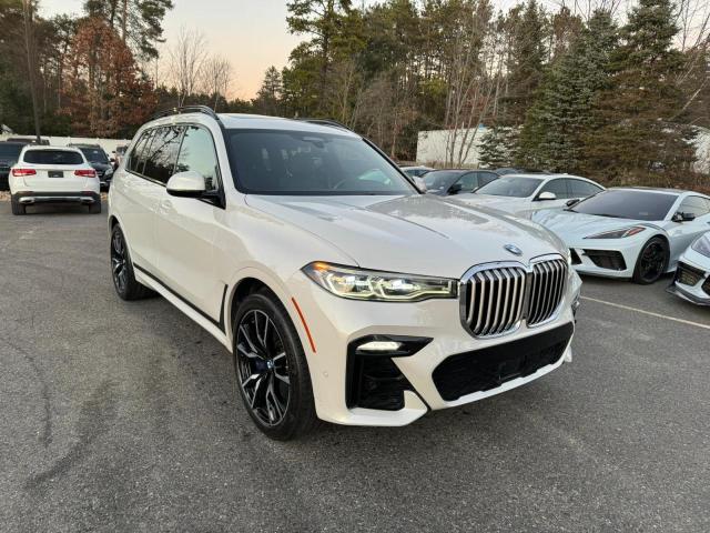 5UXCX4C54KLS35945 - 2019 BMW X7 XDRIVE50I WHITE photo 2