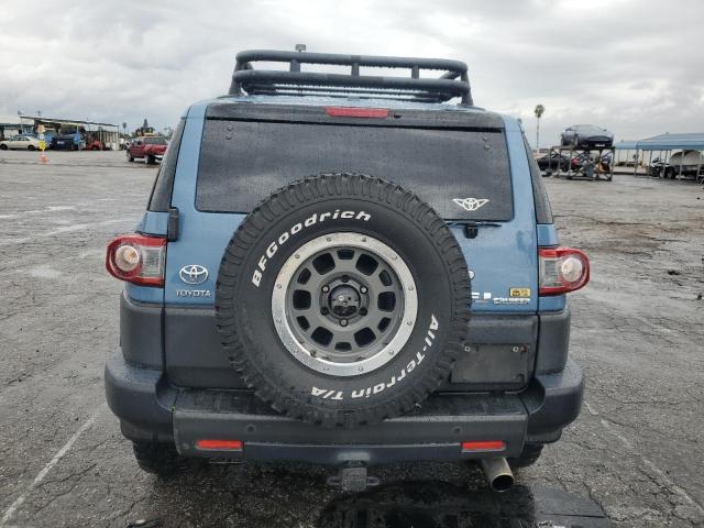 JTEBU4BF5EK201552 - 2014 TOYOTA FJ CRUISER BLUE photo 6