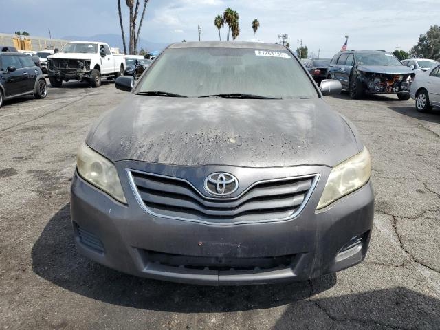 4T4BF3EK1BR202541 - 2011 TOYOTA CAMRY BASE GRAY photo 5