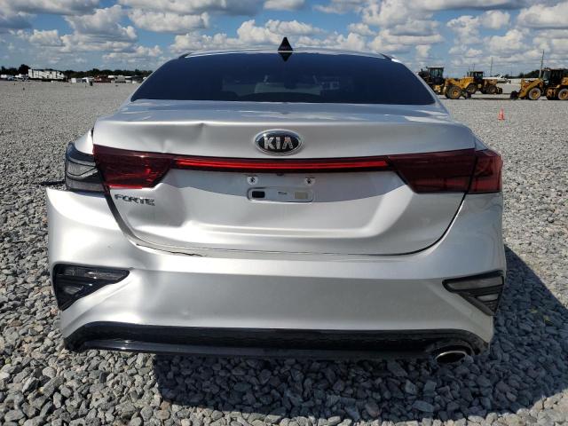 3KPF24AD8KE007236 - 2019 KIA FORTE FE SILVER photo 6