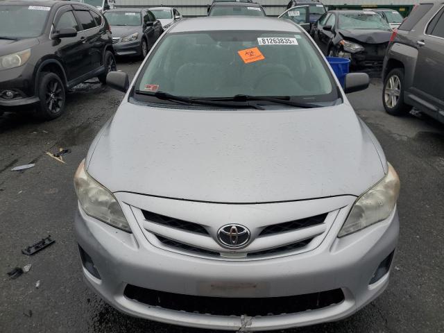 2T1BU4EE1BC712664 - 2011 TOYOTA COROLLA BASE Gümüş foto 5