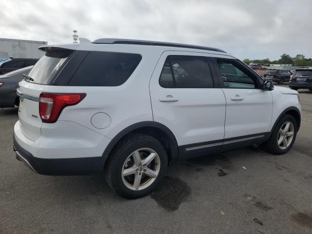 1FM5K8D88HGE20036 - 2017 FORD EXPLORER XLT თეთრი ფოტო 3
