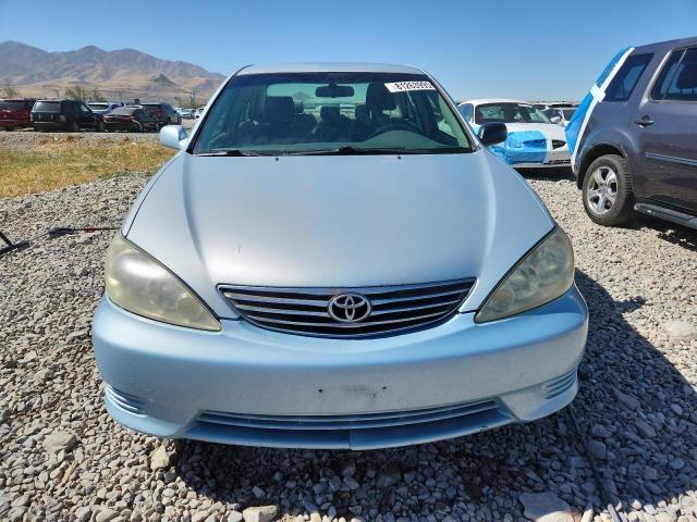 4T1BE32K15U611306 - 2005 TOYOTA CAMRY LE ლურჯი ფოტო 5