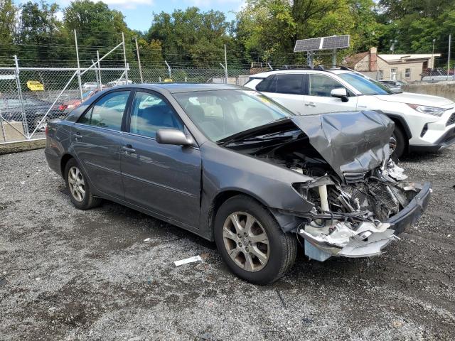 4T1BF30K25U606132 - 2005 TOYOTA CAMRY LE GRAY photo 4
