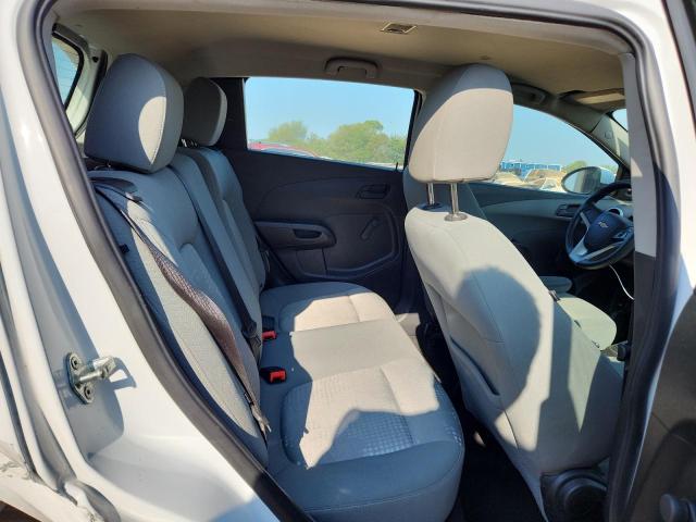 1G1JG6SH8H4176958 - 2017 CHEVROLET SONIC WHITE photo 11