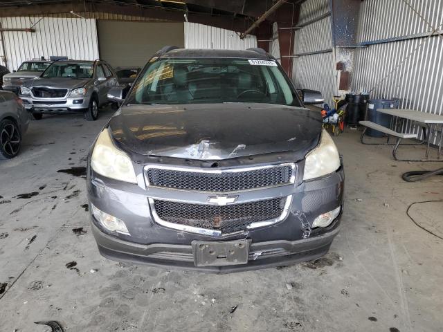 1GNLVGED6AS127030 - 2010 CHEVROLET TRAVERSE LT GRAY photo 5