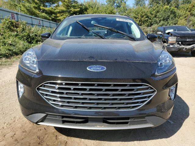 1FMCU9J94NUB60977 - 2022 FORD ESCAPE TITANIUM 黑色 照片 5