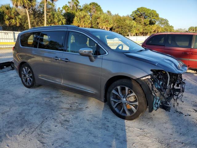 2C4RC1GG1JR101644 - 2018 CHRYSLER PACIFICA LIMITED BURGUNDY photo 4