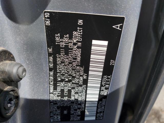 5TDKK3DC6BS044576 - 2011 TOYOTA SIENNA LE SILVER photo 13