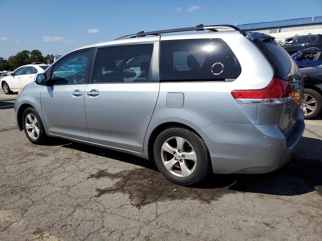 5TDKK3DC6BS044576 - 2011 TOYOTA SIENNA LE SILVER photo 2