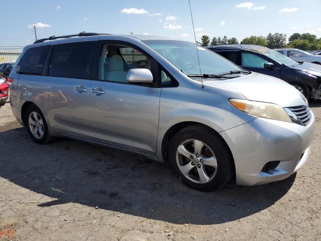 5TDKK3DC6BS044576 - 2011 TOYOTA SIENNA LE SILVER photo 4
