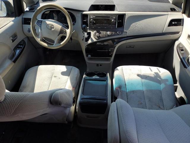 5TDKK3DC6BS044576 - 2011 TOYOTA SIENNA LE SILVER photo 8