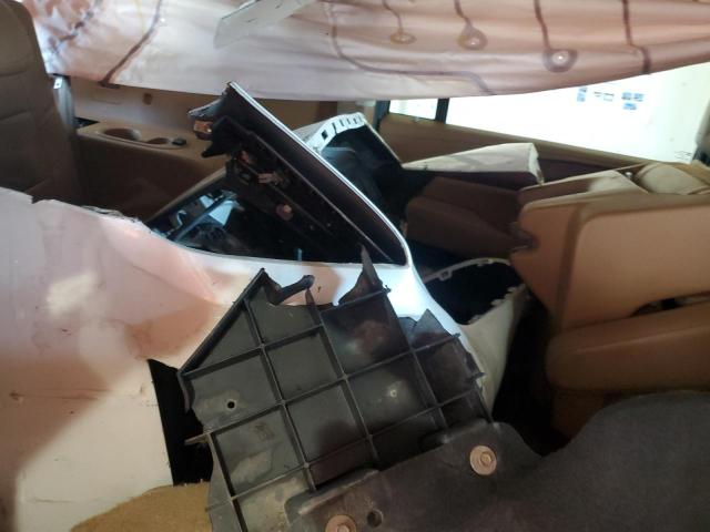 1GYS4KKJ0GR439505 - 2016 CADILLAC ESCALADE ESV PLATINUM Krem foto 13