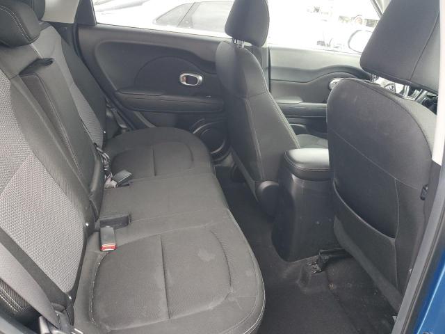 KNDJP3A58K7648899 - 2019 KIA SOUL + BLUE photo 11