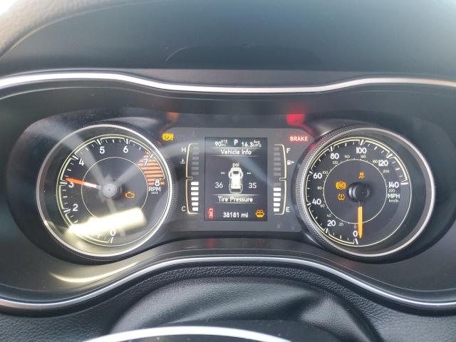 1C4PJMCXXKD102669 - 2019 JEEP CHEROKEE LATITUDE Bej fotoğraf 9