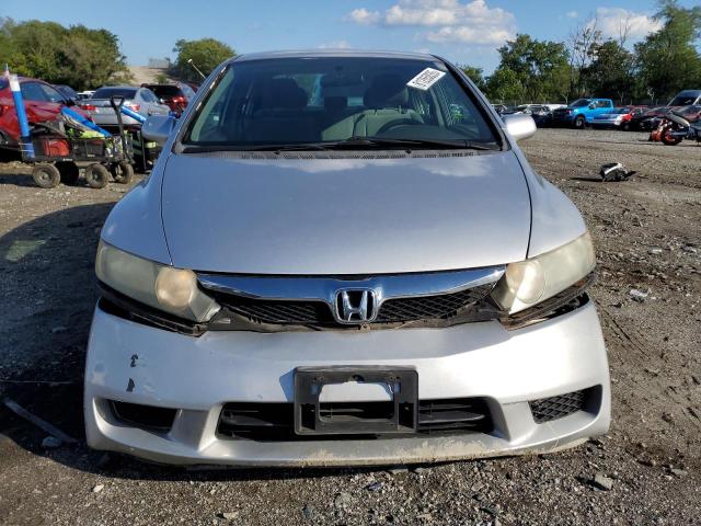19XFA1F55BE038530 - 2011 HONDA CIVIC LX ვერცხლისფერი ფოტო 5
