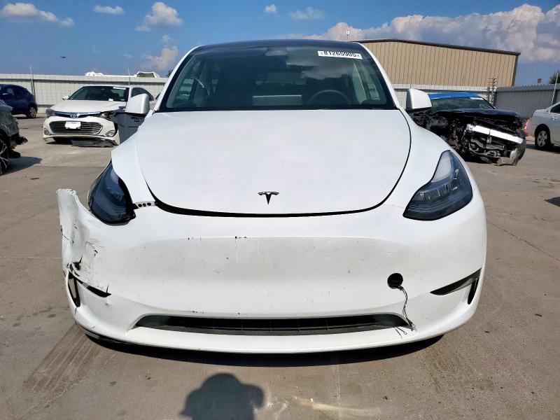 7SAYGDEE9PA088942 - 2023 TESLA MODEL Y Սպիտակ լուսանկար 5