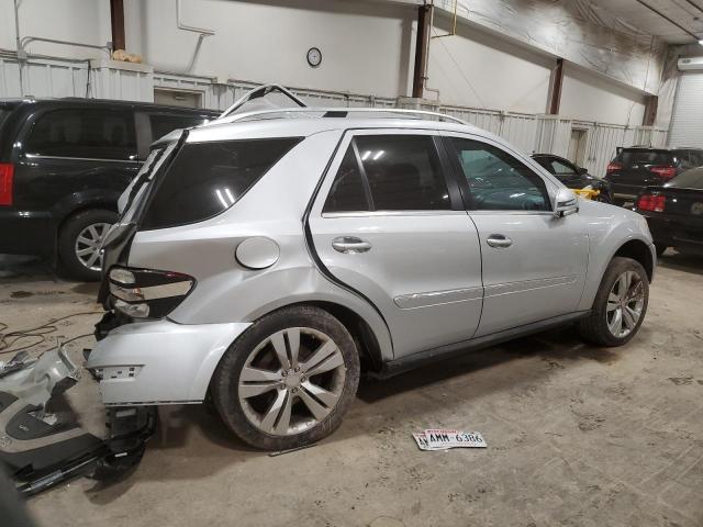 4JGBB8GB3BA717090 - 2011 MERCEDES-BENZ ML 350 4MATIC SILVER photo 3