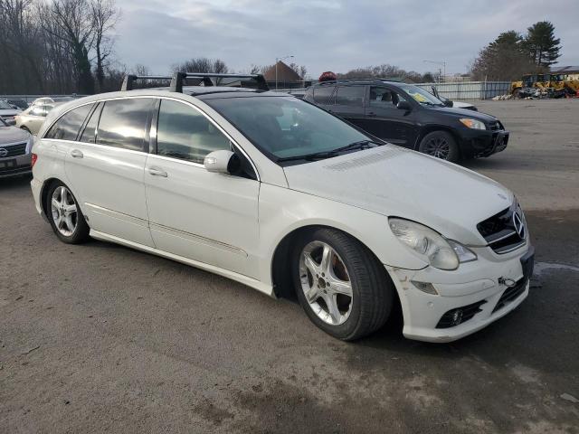 4JGCB25E79A094758 - 2009 MERCEDES-BENZ R 320 WHITE photo 4