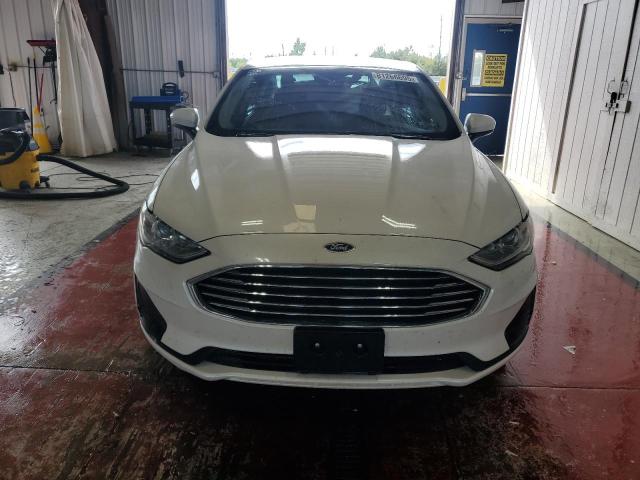 3FA6P0HD3KR165143 - 2019 FORD FUSION SE Beyaz fotoğraf 5