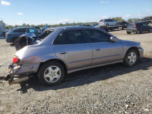 1HGCG1657YA056249 - 2000 HONDA ACCORD EX SILVER photo 3