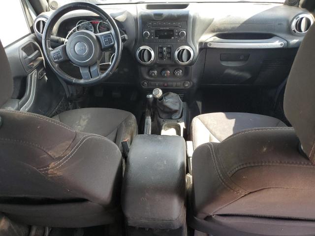 1C4BJWEG9EL262197 - 2014 JEEP WRANGLER U SAHARA GRAY photo 8