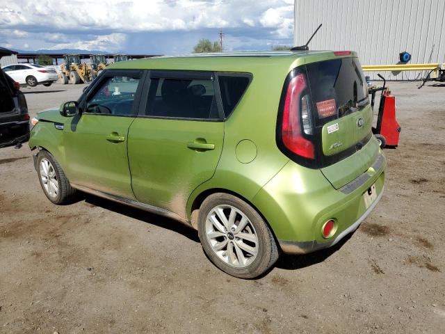 KNDJP3A55J7892377 - 2018 KIA SOUL + GREEN photo 2