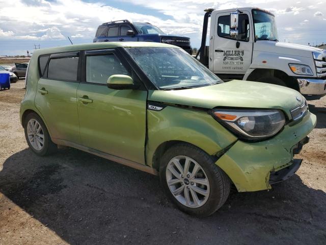 KNDJP3A55J7892377 - 2018 KIA SOUL + GREEN photo 4