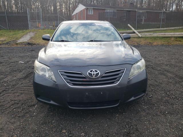 4T1BK3EKXBU132592 - 2011 TOYOTA CAMRY SE GRAY photo 5