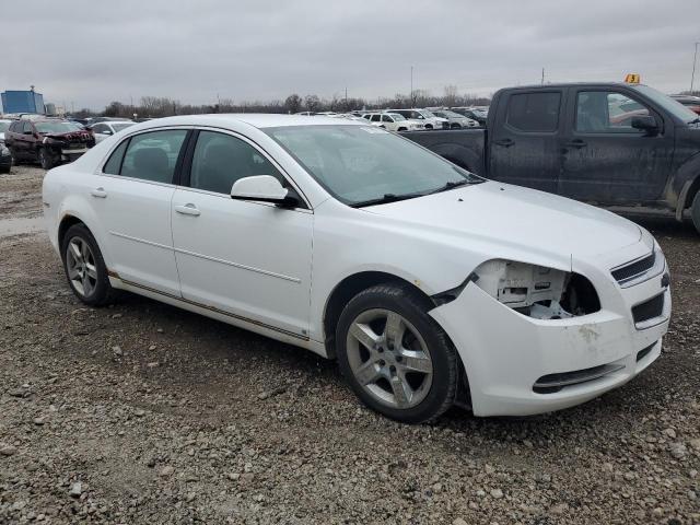 1G1ZH57B09F228958 - 2009 CHEVROLET MALIBU 1LT WHITE photo 4