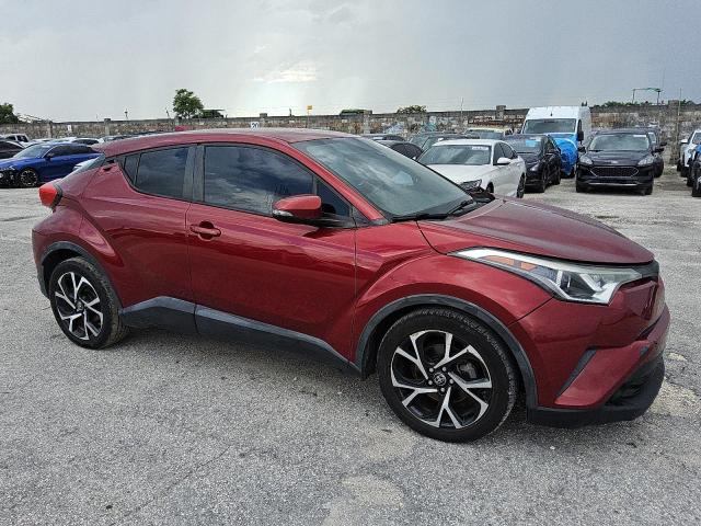 NMTKHMBX8JR012350 - 2018 TOYOTA C-HR XLE Qırmızı foto 4