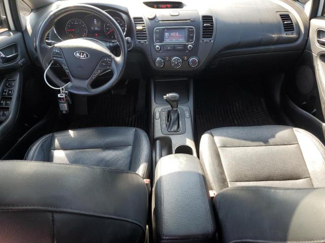 KNAFZ4A87E5105010 - 2014 KIA FORTE EX WHITE photo 8