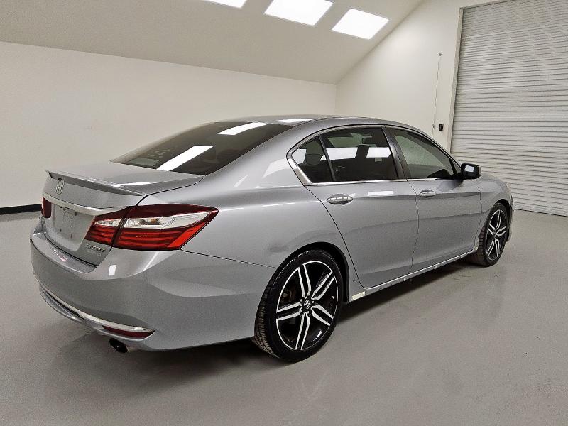 1HGCR2F50HA141496 - 2017 HONDA ACCORD SPORT 银色 照片 3