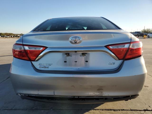 4T4BF1FK1GR524400 - 2016 TOYOTA CAMRY LE SILVER photo 6