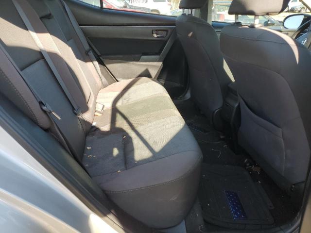 5YFBURHE5HP641163 - 2017 TOYOTA COROLLA L SILVER photo 10
