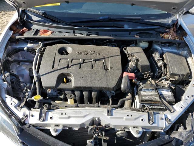 5YFBURHE5HP641163 - 2017 TOYOTA COROLLA L SILVER photo 11