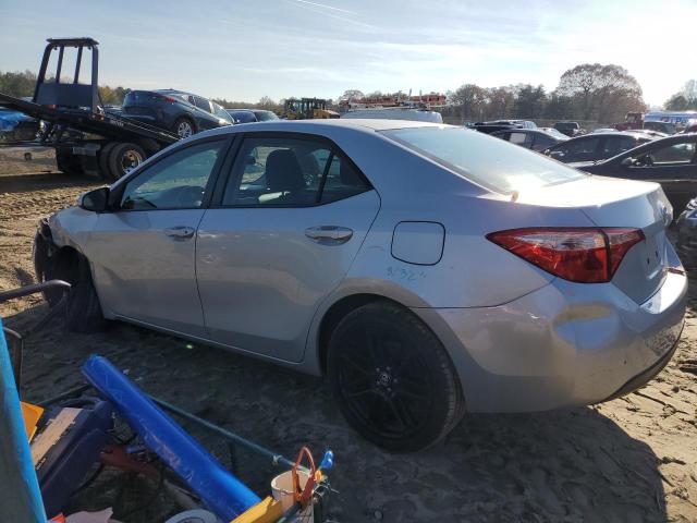 5YFBURHE5HP641163 - 2017 TOYOTA COROLLA L SILVER photo 2